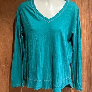 PrAna long sleeve women’s V neck shirt Small